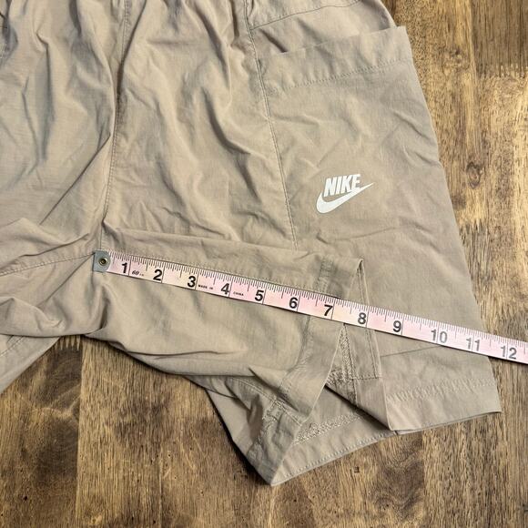 Nike Sportswear Modern Essentials Men’s Gym Short Beige Nylon Pockets Size Small - Picture 6 of 9